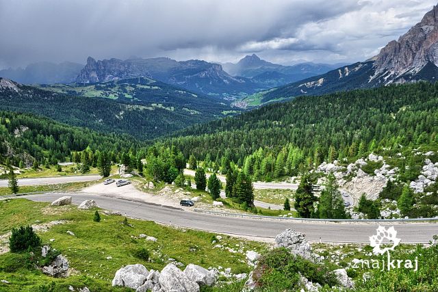 serpentyny-pod-passo-di-valparola-alpy-2012-szymon-nitka-0265.jpg